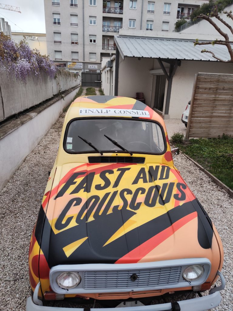 voiture 4L Trophy Fast and couscous - photo 1