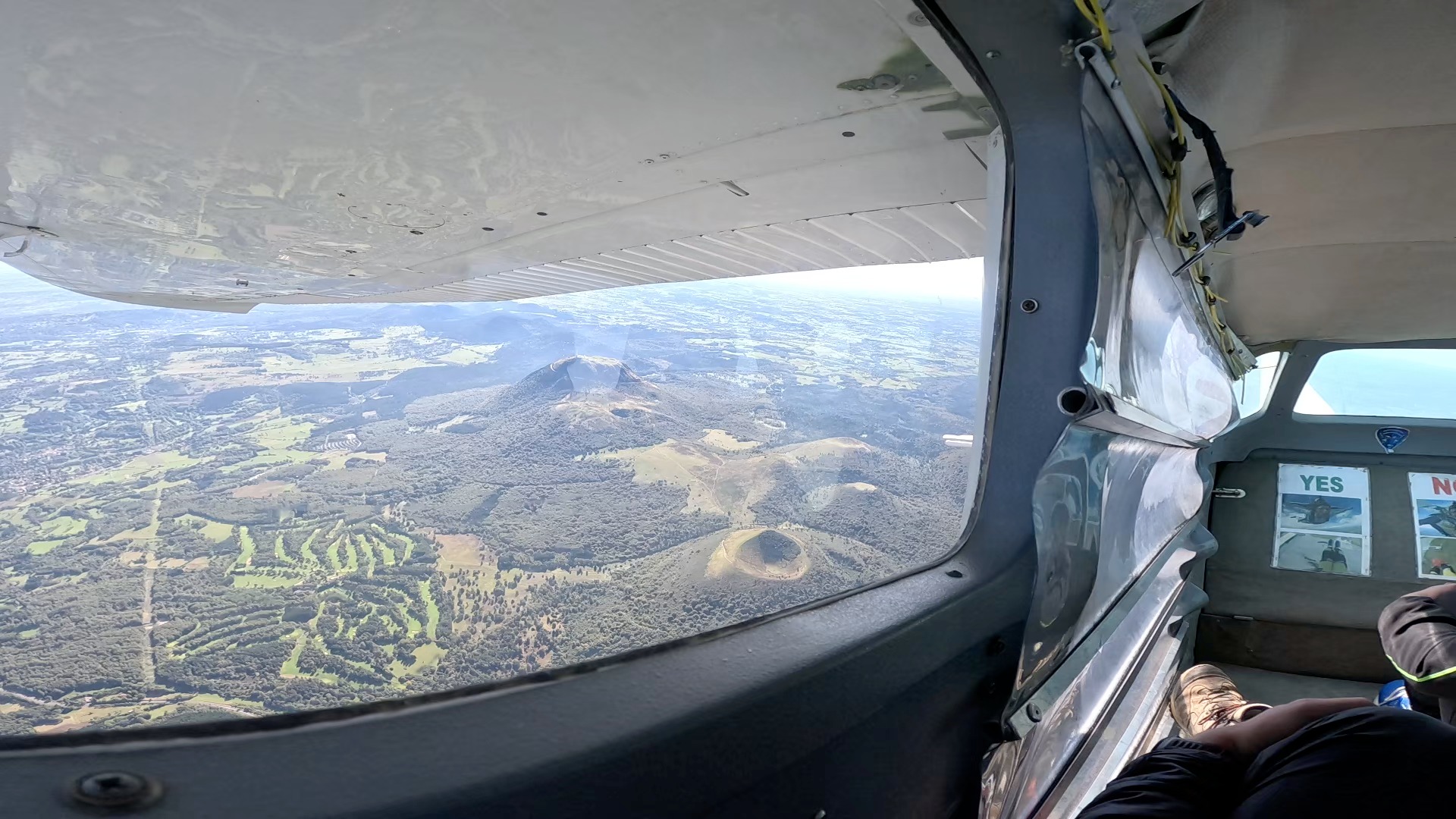 saut en parachute à Clermont
